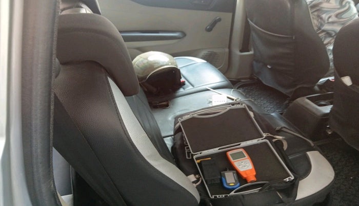 2020 Renault TRIBER RXE MT, Petrol, Manual, 41,640 km, interior