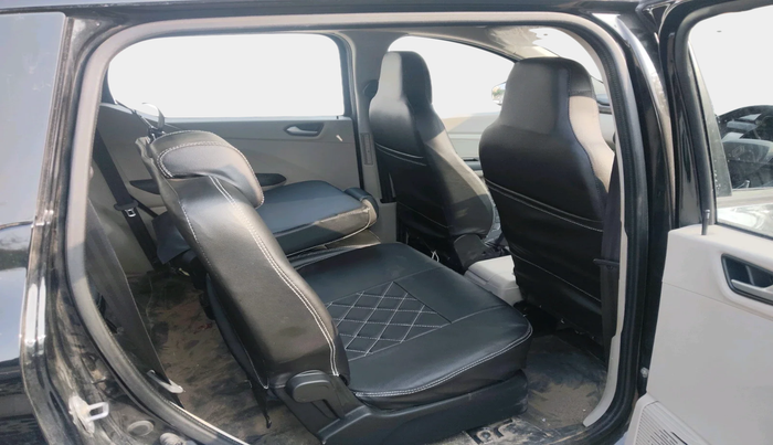 2025 Renault TRIBER Techno, Petrol, Manual, 2,210 km, interior