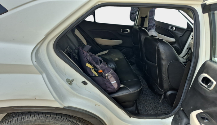 2023 Hyundai VENUE S 1.2, Petrol, Manual, 1,04,330 km, interior