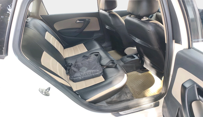 2012 Volkswagen Polo COMFORTLINE 1.2L, Diesel, Manual, 1,25,820 km, interior