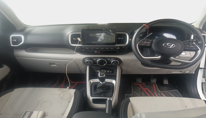 2023 Hyundai VENUE SX 1.5 CRDI, Diesel, Manual, 5,335 km, interior