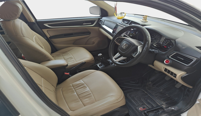 2022 Honda Amaze 1.2L I-VTEC VX, Petrol, Manual, 20,100 km, interior