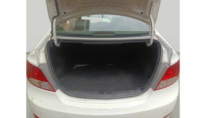 2011 Hyundai Verna FLUIDIC 1.6 VTVT SX, Petrol, Manual, 1,10,041 km, exterior