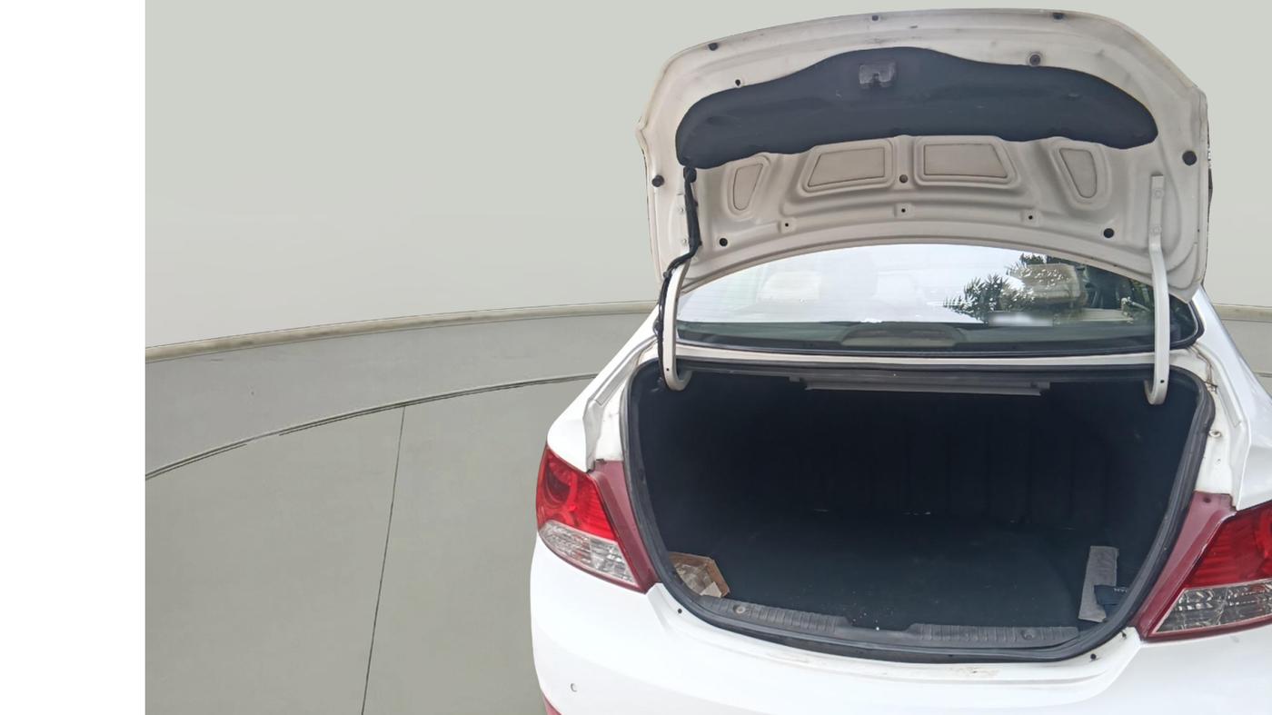 2015 Hyundai Verna 1.6 CRDI SX, Diesel, Manual, 95,345 km, exterior
