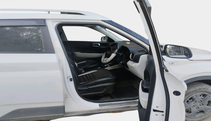 2024 Hyundai VENUE S 1.2, Petrol, Manual, 18,219 km, interior