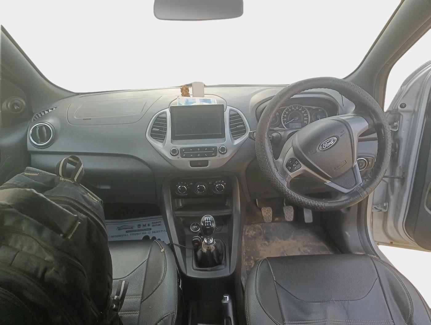 2018 Ford FREESTYLE TREND 1.5 DIESEL, Diesel, Manual, 2,01,222 km, interior