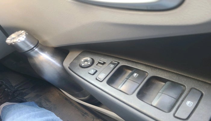 2024 Hyundai GRAND I10 NIOS SPORTZ 1.2 KAPPA VTVT, Petrol, Manual, 27,341 km, interior