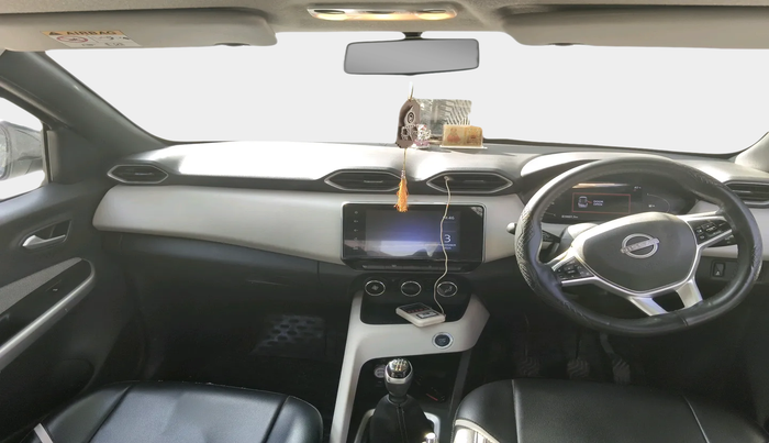 2023 Nissan MAGNITE XV MT, Petrol, Manual, 26,001 km, interior