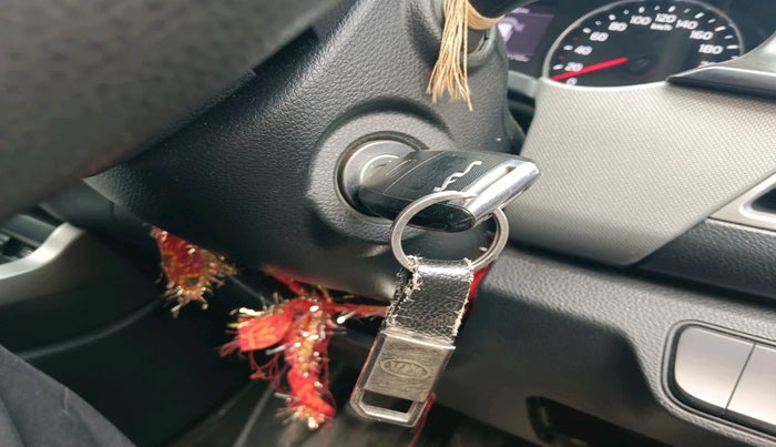 2021 KIA SELTOS HTE 1.5 PETROL, Petrol, Manual, 82,134 km, interior