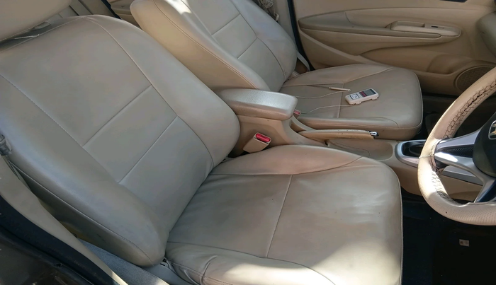 2010 Honda City 1.5L I-VTEC S MT, Petrol, Manual, 1,46,069 km, interior