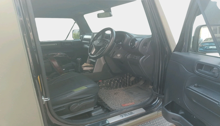2023 Mahindra Thar LX D HT 2WD MT, Diesel, Manual, 25,058 km, interior