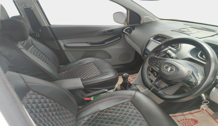 2022 Tata Tiago XT PETROL, Petrol, Manual, 30,846 km, interior