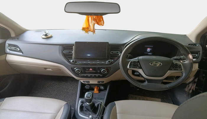 2022 Hyundai Verna SX (O)1.5 MPi, Petrol, Manual, 23,445 km, interior