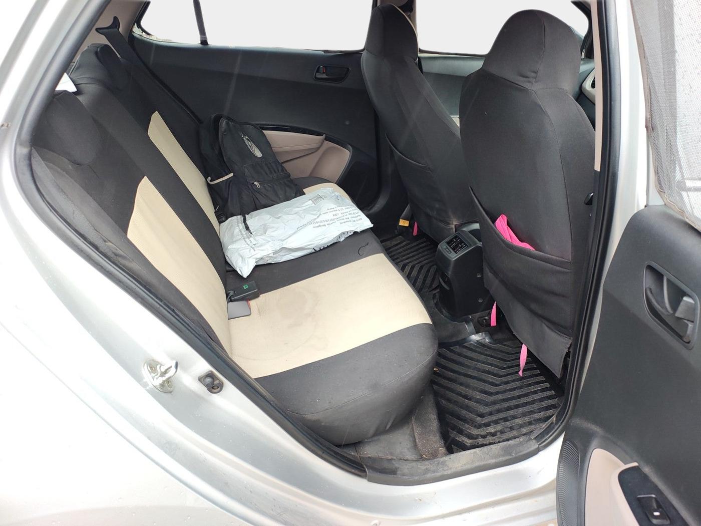 2018 Hyundai Grand i10 MAGNA AT 1.2 KAPPA VTVT, Petrol, Automatic, 68,023 km, interior
