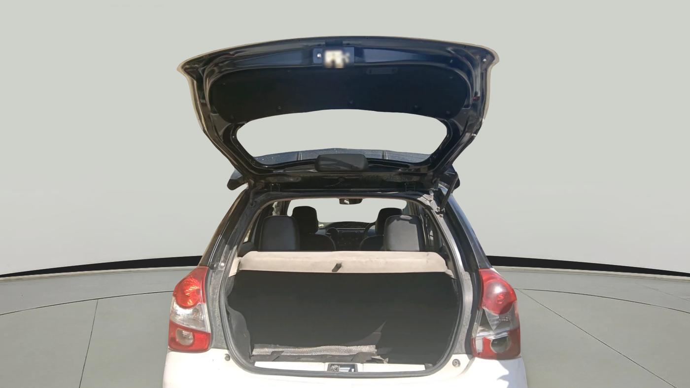 2016 Toyota Etios Liva V, Petrol, Manual, 81,418 km, exterior