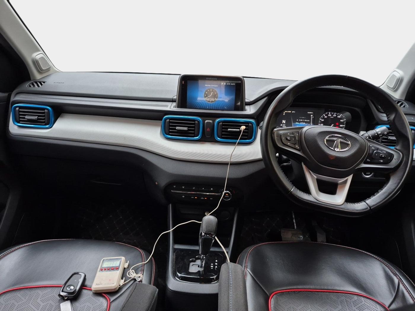 2023 Tata PUNCH CREATIVE  AMT, Petrol, Automatic, 8,894 km, interior