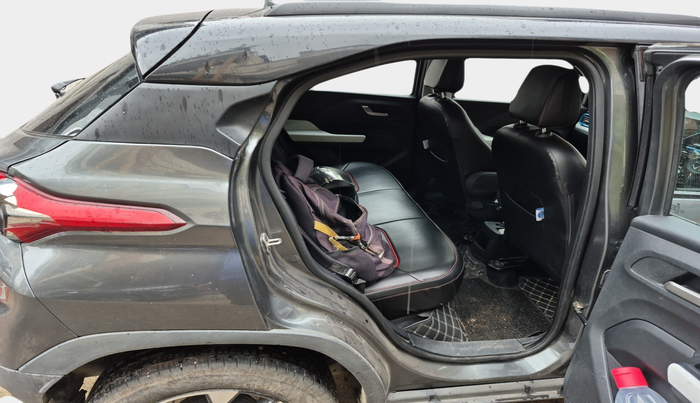 2023 Tata PUNCH CREATIVE  AMT, Petrol, Automatic, 8,894 km, interior