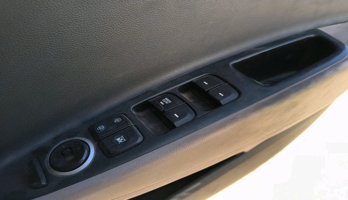 2015 Hyundai Grand i10 ASTA 1.2 KAPPA VTVT, Petrol, Manual, 76,239 km, interior