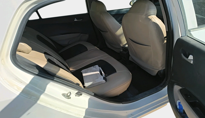 2015 Hyundai Grand i10 ASTA 1.2 KAPPA VTVT, Petrol, Manual, 76,239 km, interior