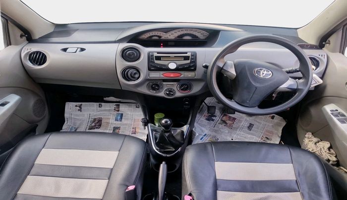 2011 Toyota Etios V, Petrol, Manual, 1,06,706 km, interior