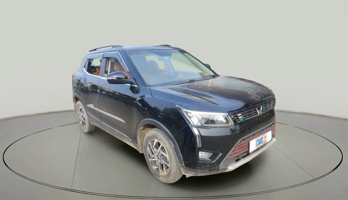 2022 Mahindra XUV300 W8 (O) 1.2 PETROL, Petrol, Manual, 23,928 km, exterior