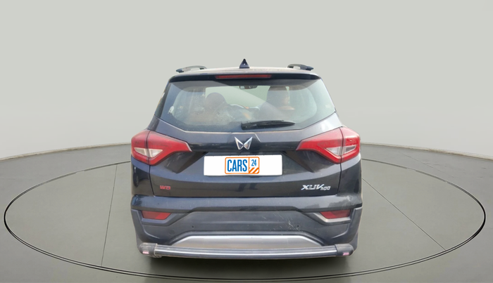 2022 Mahindra XUV300 W8 (O) 1.2 PETROL, Petrol, Manual, 23,928 km, exterior