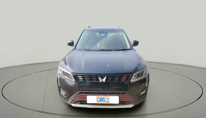 2022 Mahindra XUV300 W8 (O) 1.2 PETROL, Petrol, Manual, 23,928 km, exterior