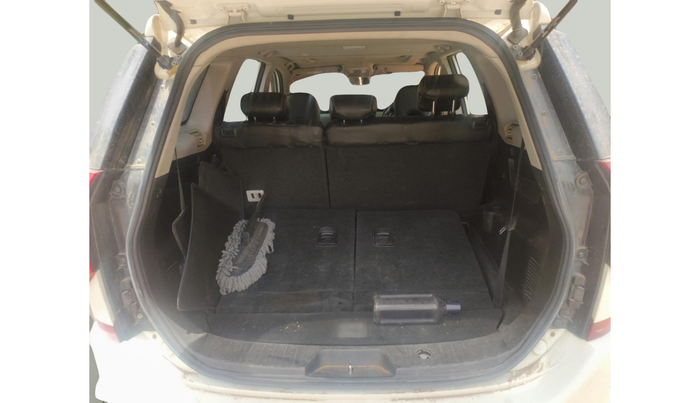 2019 Mahindra XUV500 W9, Diesel, Manual, 84,362 km, exterior