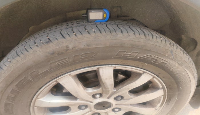 2019 Mahindra XUV500 W9, Diesel, Manual, 84,362 km, tyre