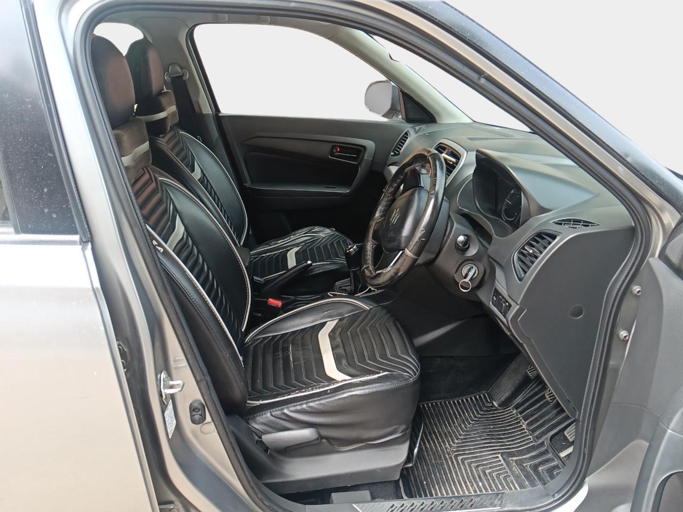 2016 Maruti Vitara Brezza VDI, Diesel, Manual, 86,592 km, interior