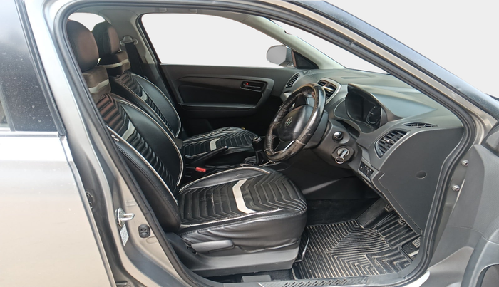 2016 Maruti Vitara Brezza VDI, Diesel, Manual, 86,592 km, interior