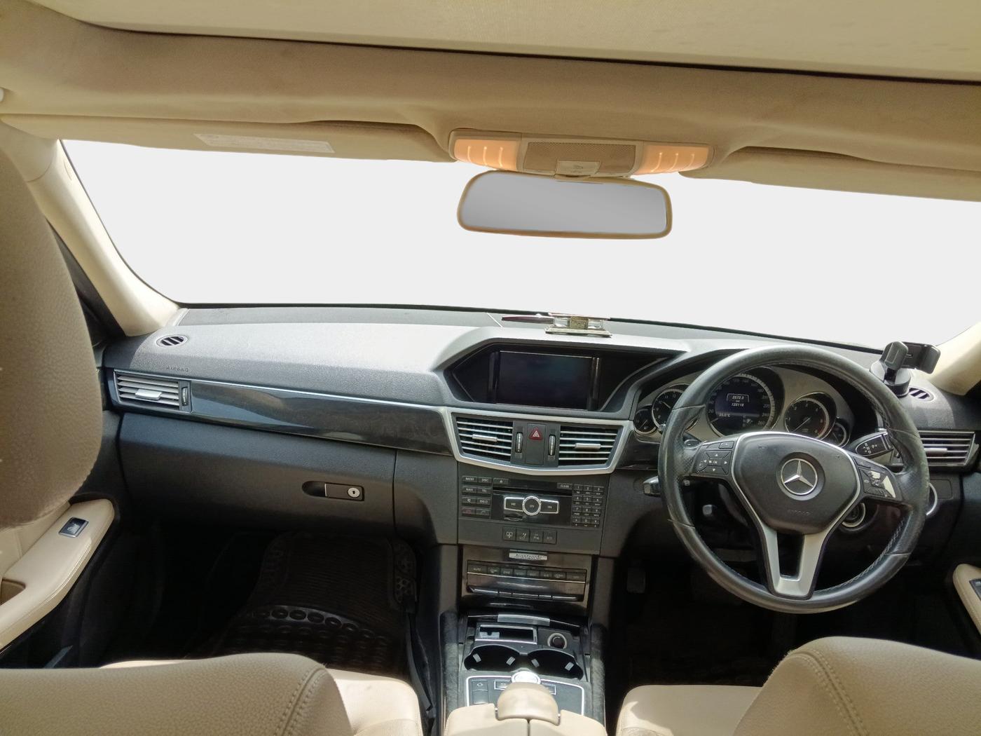 2013 Mercedes Benz E Class E 250 CDI AVANTGARDE, Diesel, Automatic, 1,25,118 km, interior