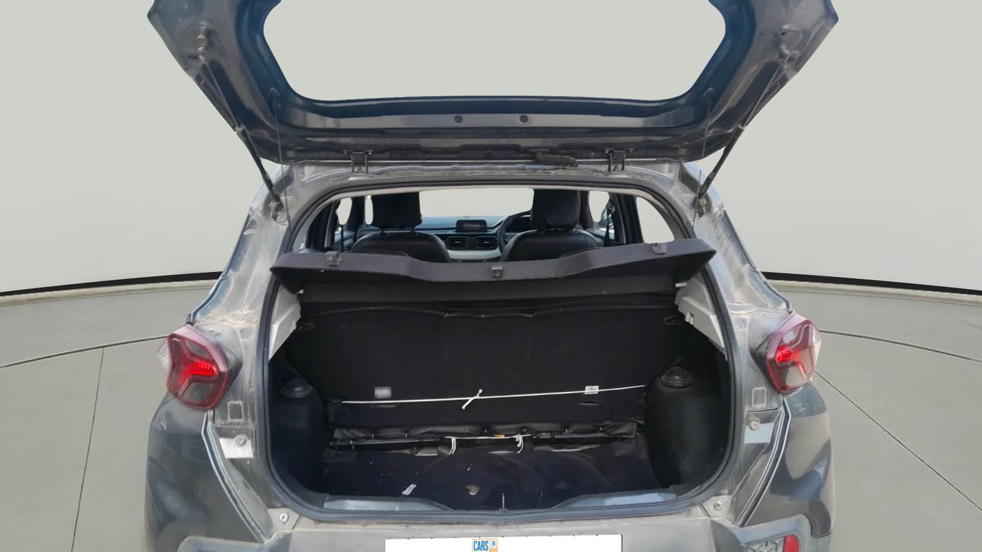 2022 Tata PUNCH PURE MT, Petrol, Manual, 31,964 km, exterior