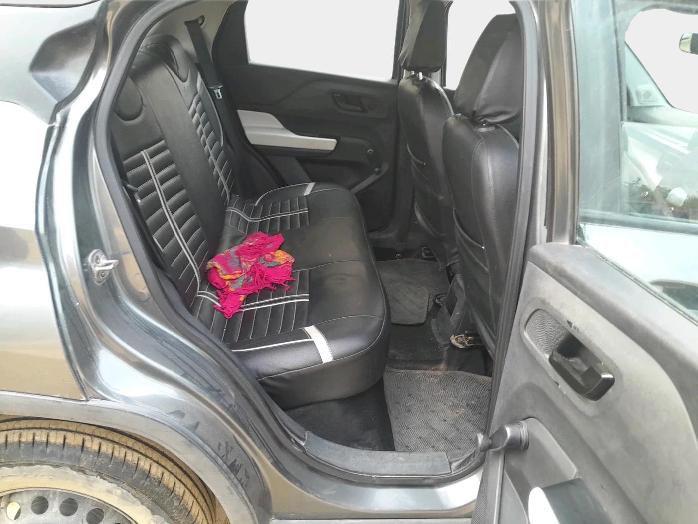 2022 Tata PUNCH PURE MT, Petrol, Manual, 31,964 km, interior