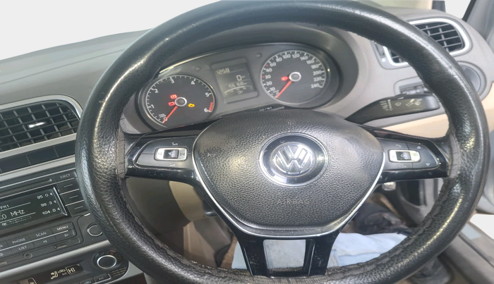 2015 Volkswagen Vento HIGHLINE DIESEL 1.5, Diesel, Manual, 1,56,170 km, interior