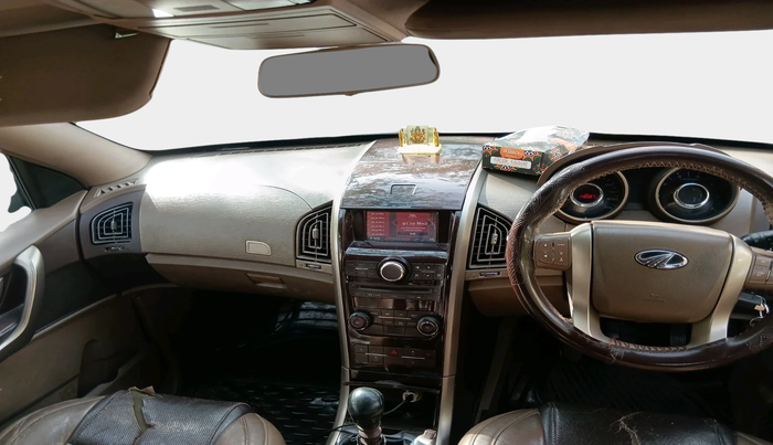 2014 Mahindra XUV500 W8, Diesel, Manual, 1,48,387 km, interior