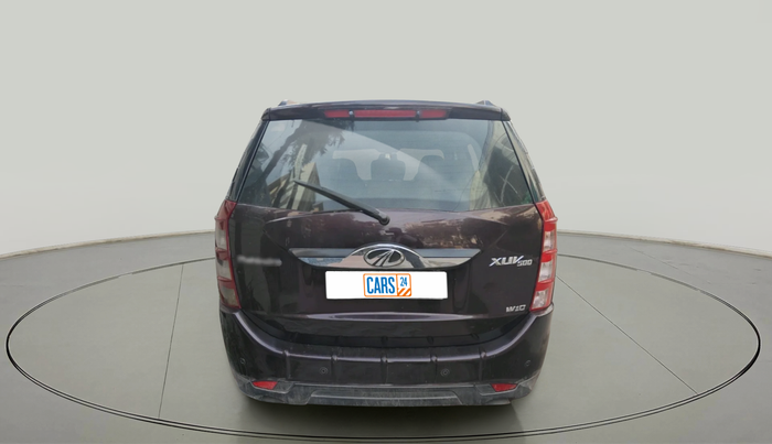 2016 Mahindra XUV500 W10, Diesel, Manual, 2,00,368 km, exterior