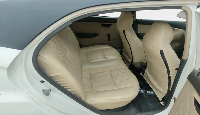 2018 Hyundai Eon ERA +, Petrol, Manual, 1,63,835 km, interior