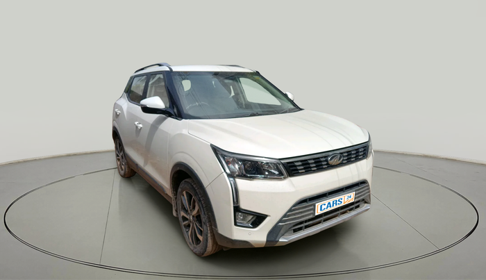 2019 Mahindra XUV300 W8 (O) 1.2 PETROL, Petrol, Manual, 31,668 km, exterior