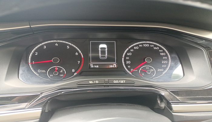 2022 Volkswagen VIRTUS HIGHLINE TSI 1.0 AT, Petrol, Automatic, 38,168 km, interior