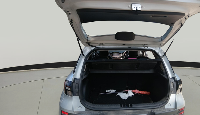 2023 Hyundai VENUE SX 1.2 PETROL, Petrol, Manual, 28,271 km, exterior