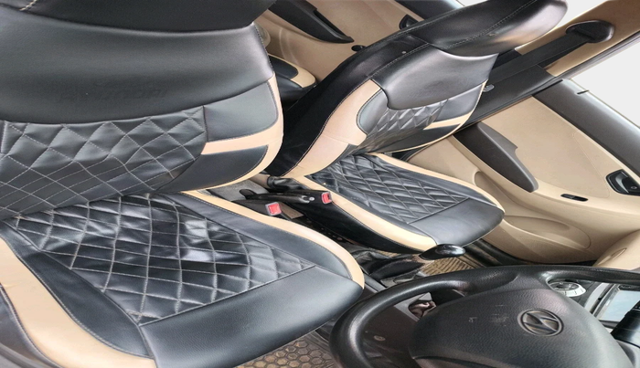 2017 Hyundai Eon ERA +, Petrol, Manual, 1,19,940 km, interior