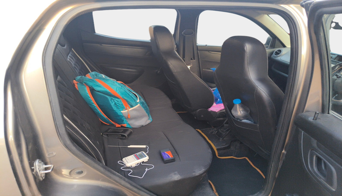 2017 Renault Kwid RXT 0.8, Petrol, Manual, 29,253 km, interior