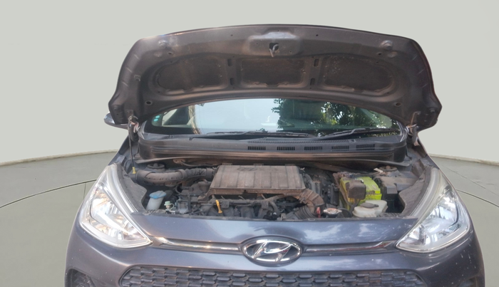 2019 Hyundai Grand i10 MAGNA AT 1.2 KAPPA VTVT, Petrol, Automatic, 80,933 km, exterior