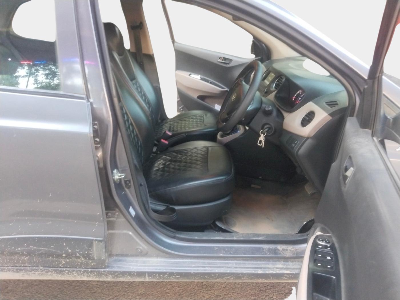 2019 Hyundai Grand i10 MAGNA AT 1.2 KAPPA VTVT, Petrol, Automatic, 80,933 km, interior