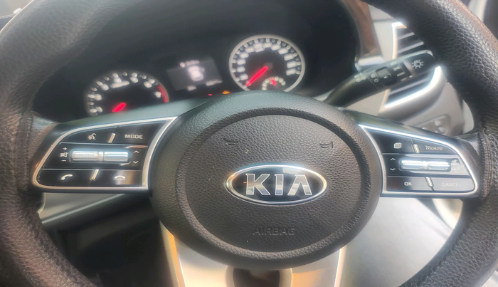 2019 KIA SELTOS HTK PLUS 1.5, Petrol, Manual, 69,377 km, interior