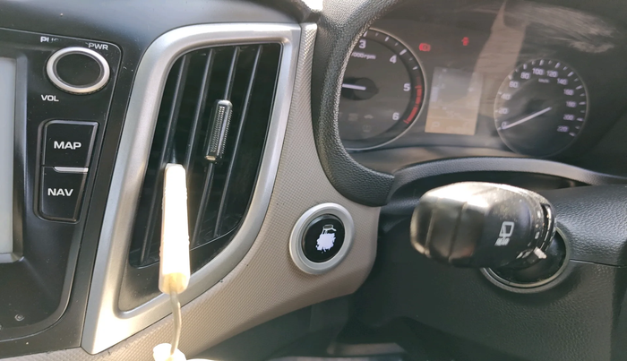 2016 Hyundai Creta SX PLUS AT 1.6 DIESEL, Diesel, Automatic, 1,24,694 km, interior