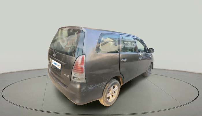 2011 Toyota Innova 2.5 G4 7 STR, Diesel, Manual, 1,07,534 km, exterior
