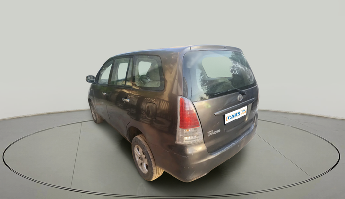 2011 Toyota Innova 2.5 G4 7 STR, Diesel, Manual, 1,07,534 km, exterior