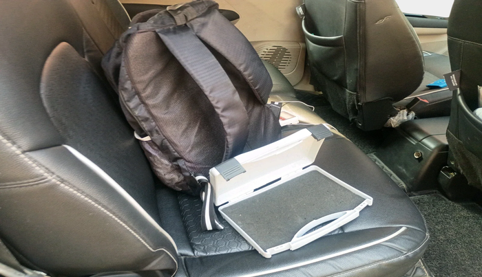 2020 Renault TRIBER RXZ AMT, Petrol, Automatic, 29,268 km, interior